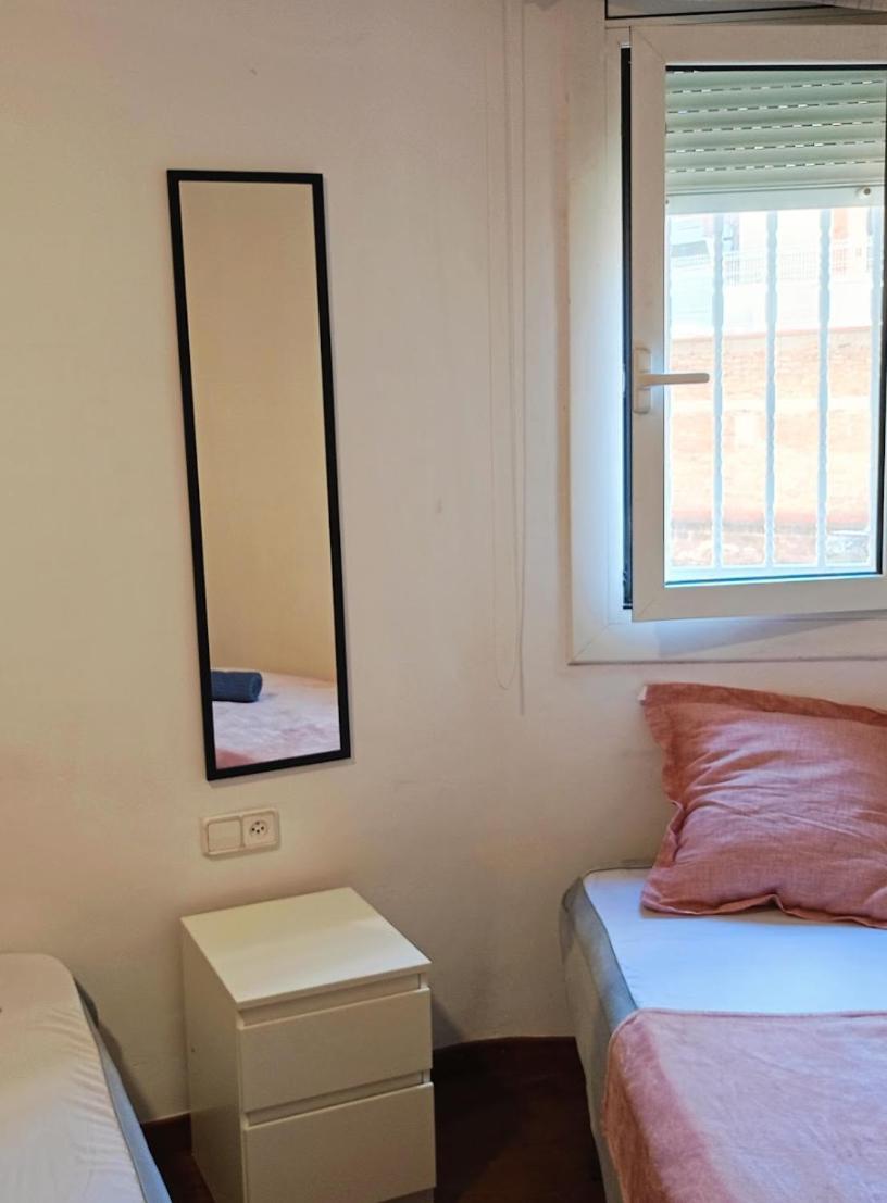 Diagonal R3 Bed and Breakfast Barcelona Exterior foto